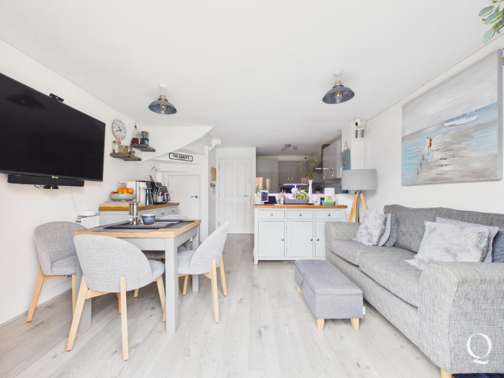 House in Poole, Hamworthy - View 2
