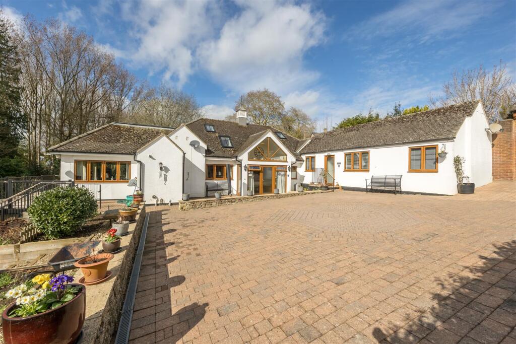 Main image of property: Fenway, Steeple Aston