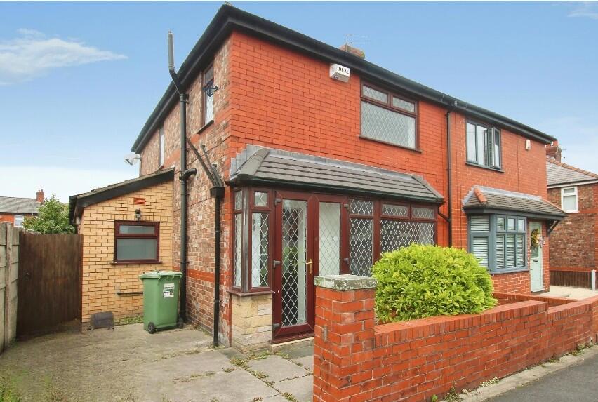 Main image of property: Dilloway Street, St Helens, WA10