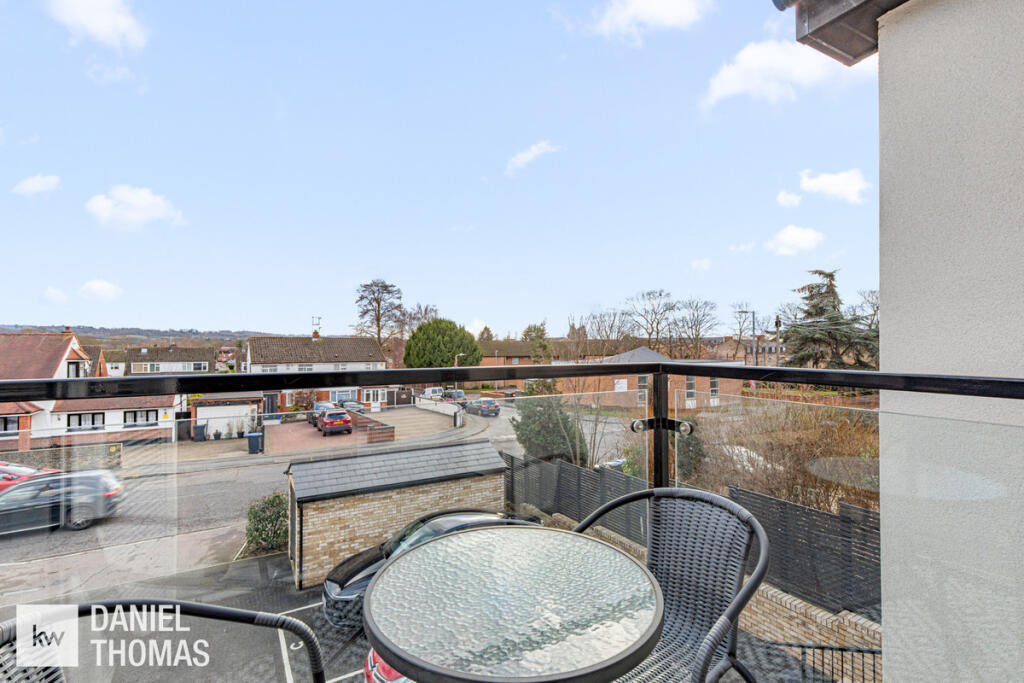 Larsen House, Farm Hill Road, Waltham Abbey, EN9 photo 4