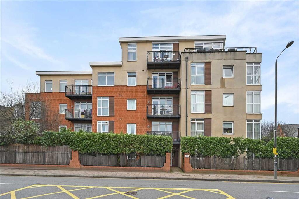 Main image of property: Flat 9, 139-145 Merton Road, Wimbledon