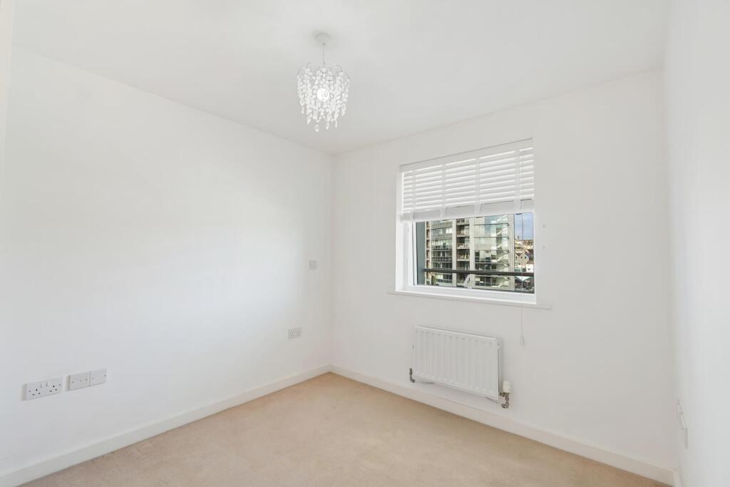 Apartment in Plymouth, Barbican - More