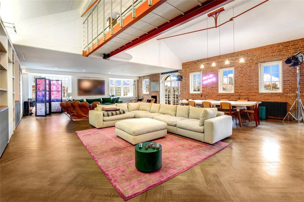 Main image of property: Battersea High Street, London, SW11