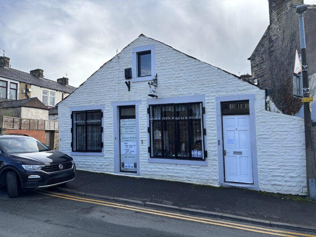 Main image of property: 6 Bright Street, Burnley, BB10 1JG