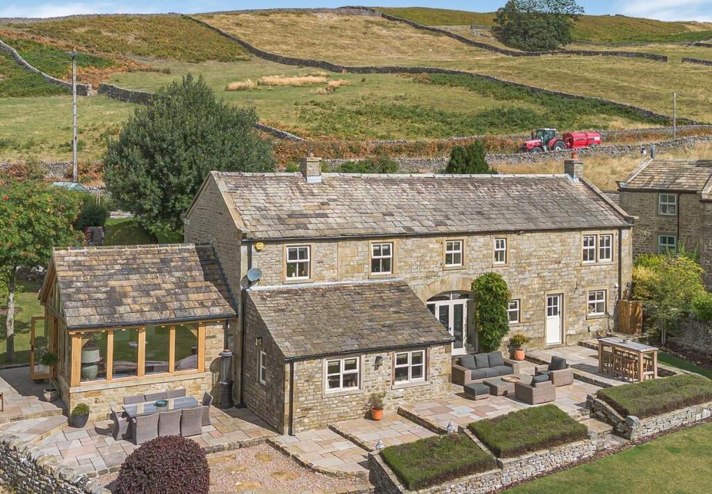 House in Bradford - View 4