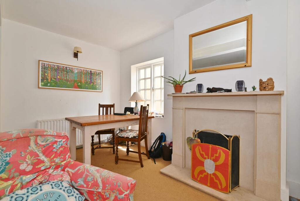 House in Twickenham - View 5