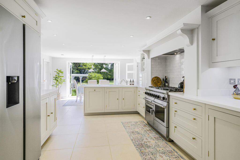 House in Slough, Great Marlow - View 4