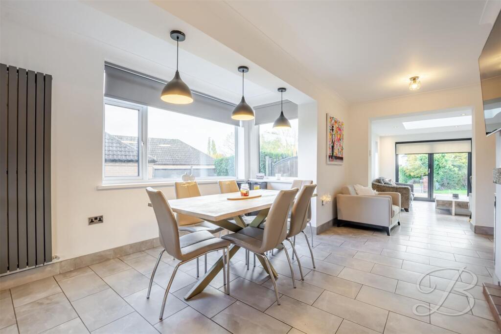 Mansfield Road, Edwinstowe, Mansfield photo 4