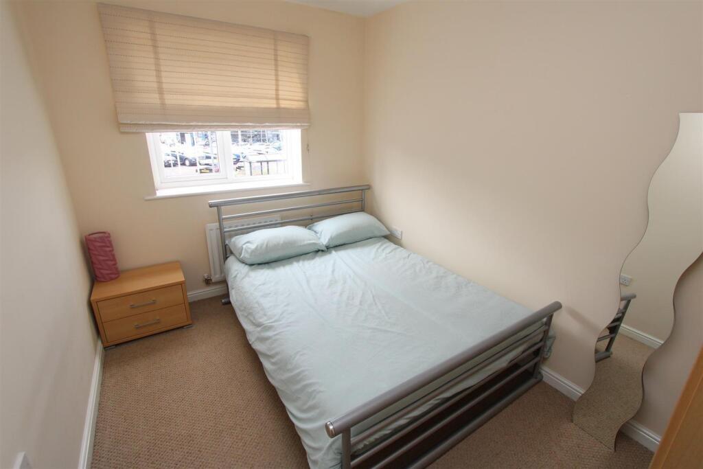 House in Durham - View 5