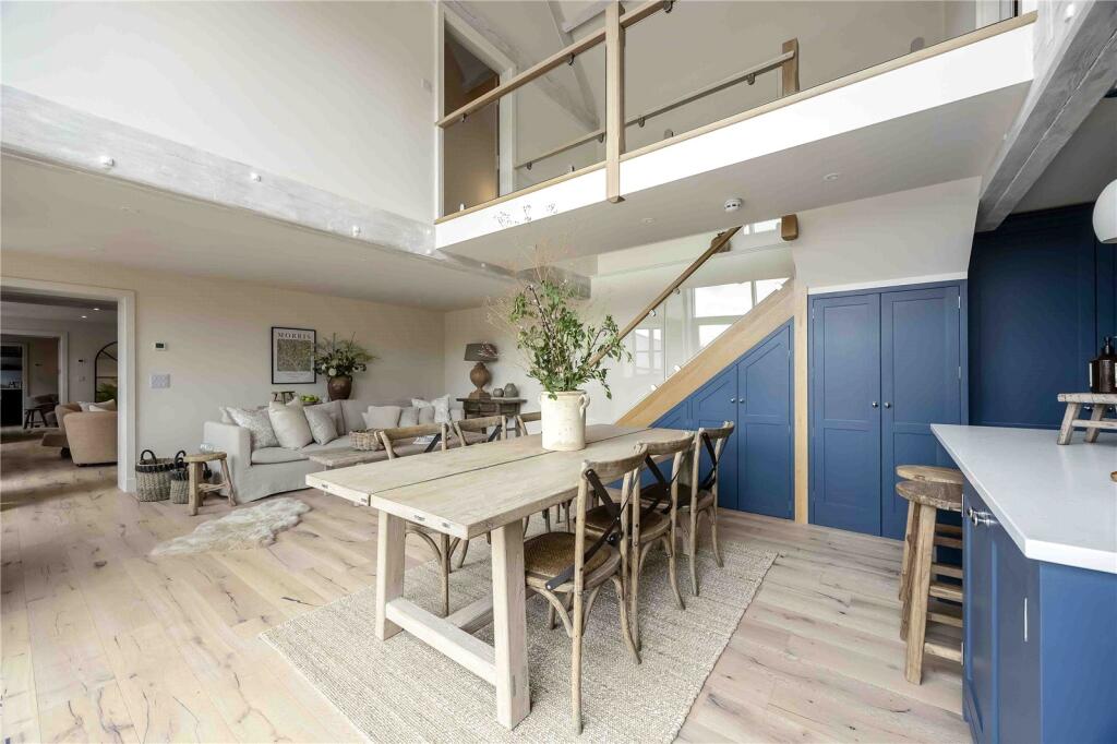 House in Cotswold, Weston Subedge - View 5