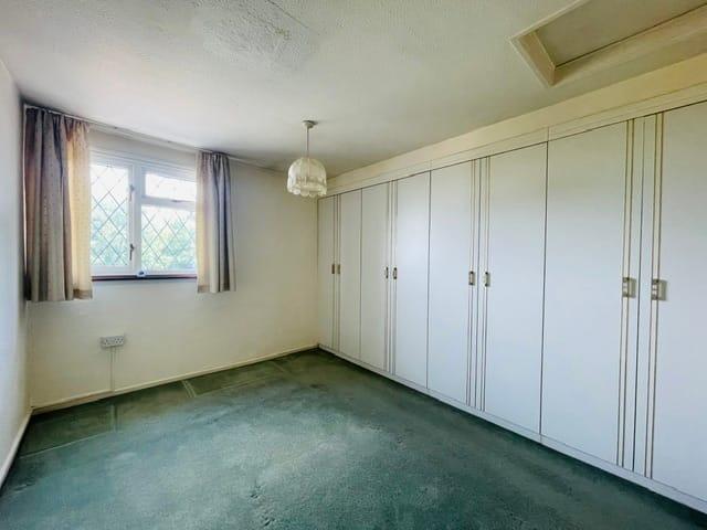 Ramsey Close, West Bromwich, B71 photo 5