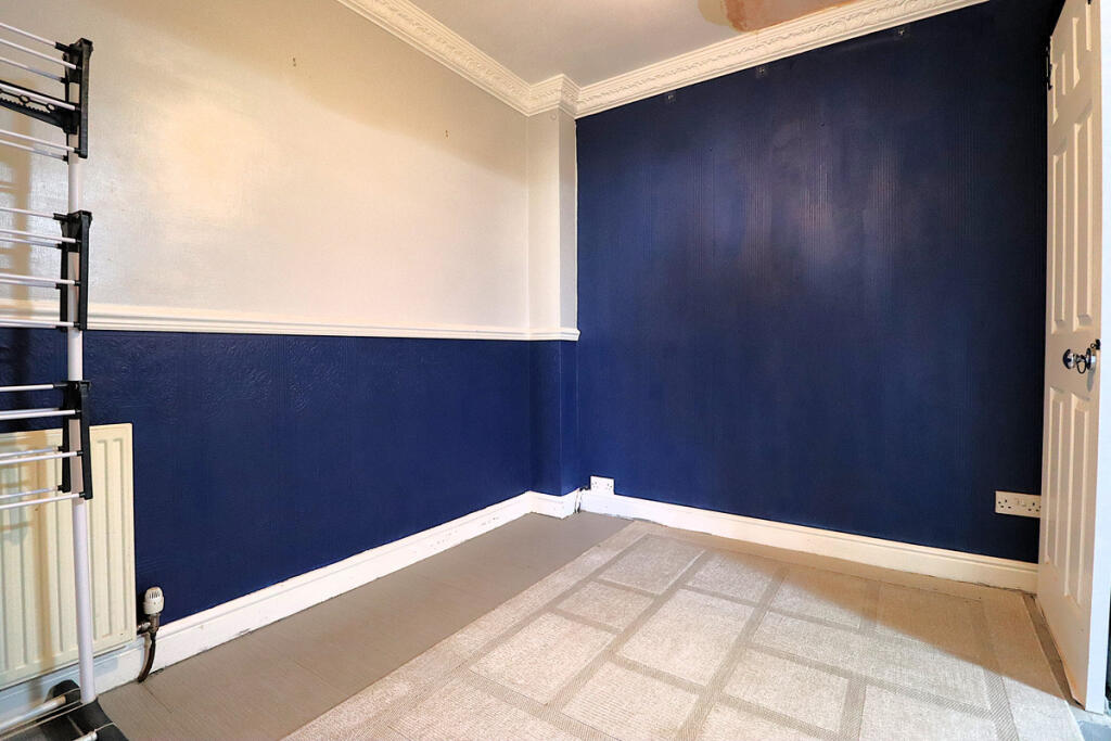 Cross Lane, Royston Barnsley, S71 - View 6