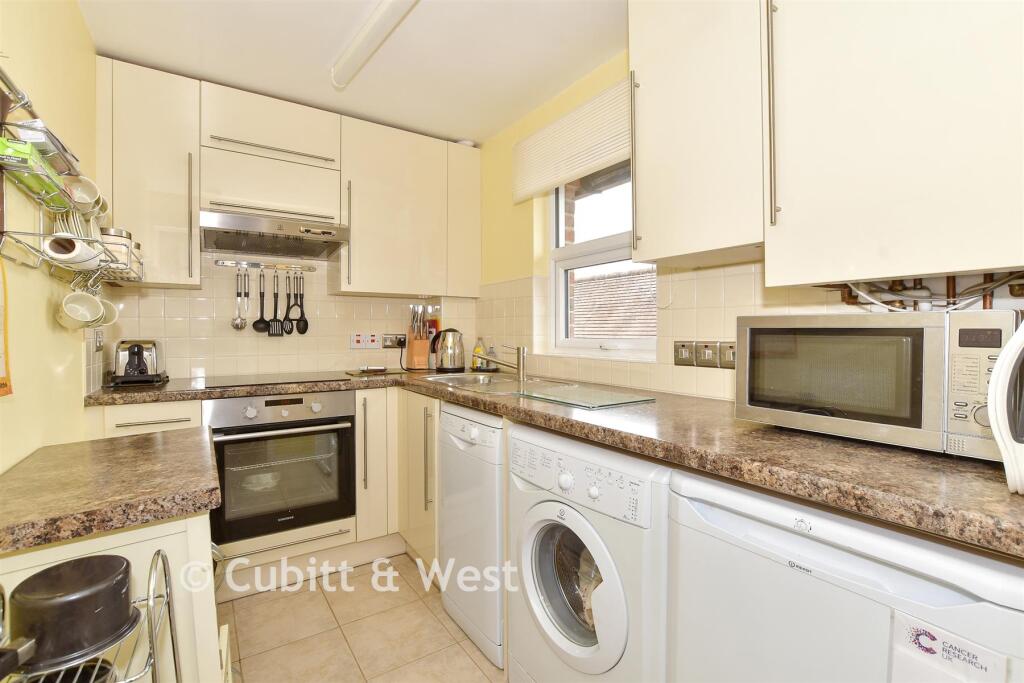 Apartment in Arun, Arundel - View 2