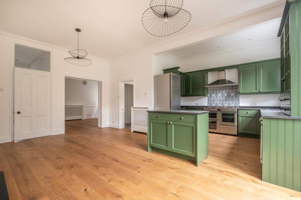 House in Twickenham, East Twickenham, Petersham - View 5