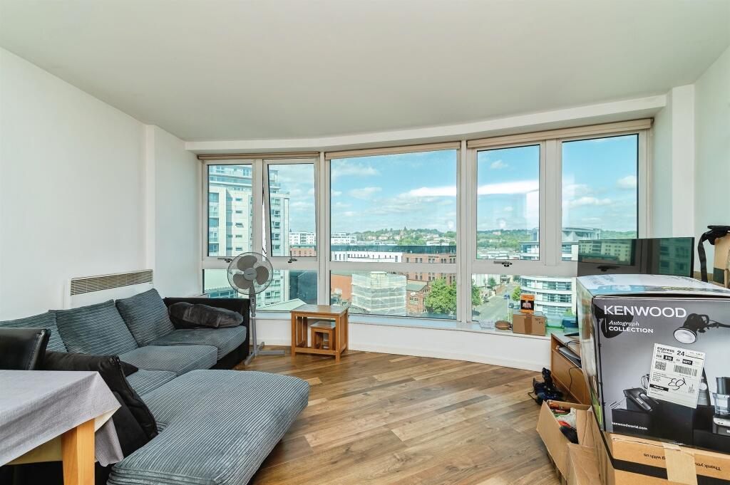 Apartment in Nottingham - More
