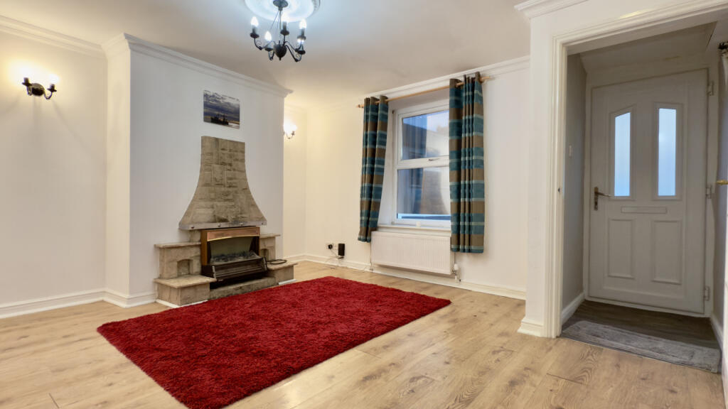 House in Ramsey, Garff - View 3