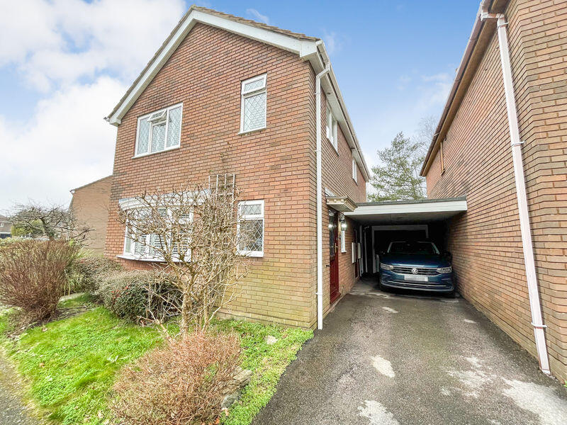 Main image of property: Precosa Road, Botley, SO30