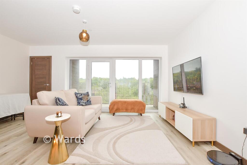 Apartment in Rochester - View 4