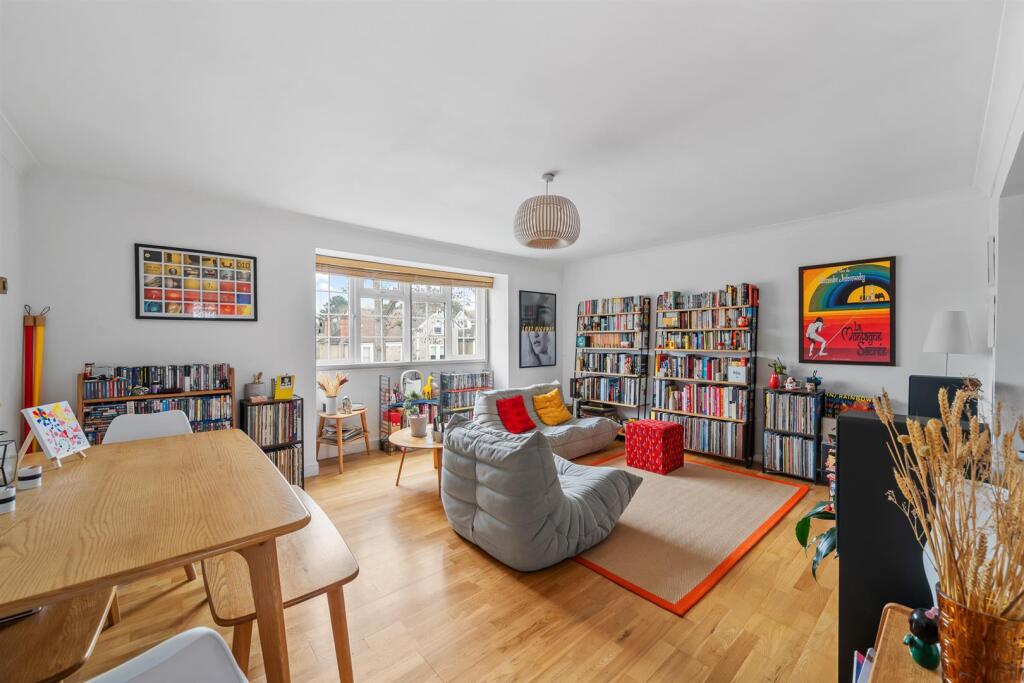 Main image of property: London Road, Bromley