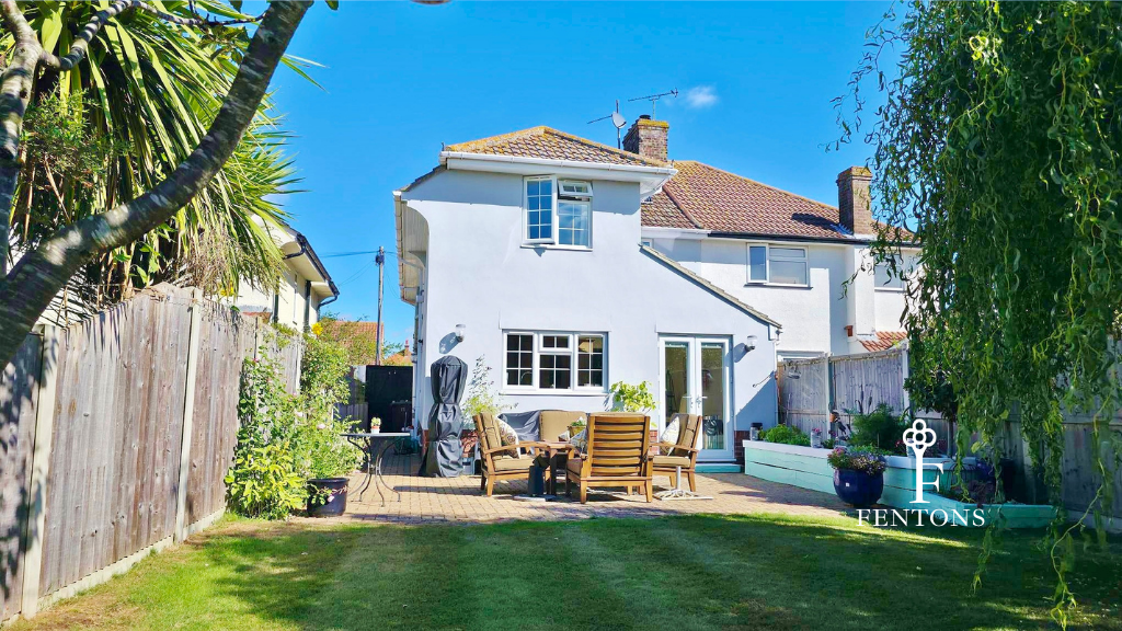 House in Frinton-on-Sea, Frinton and Walton - View 4