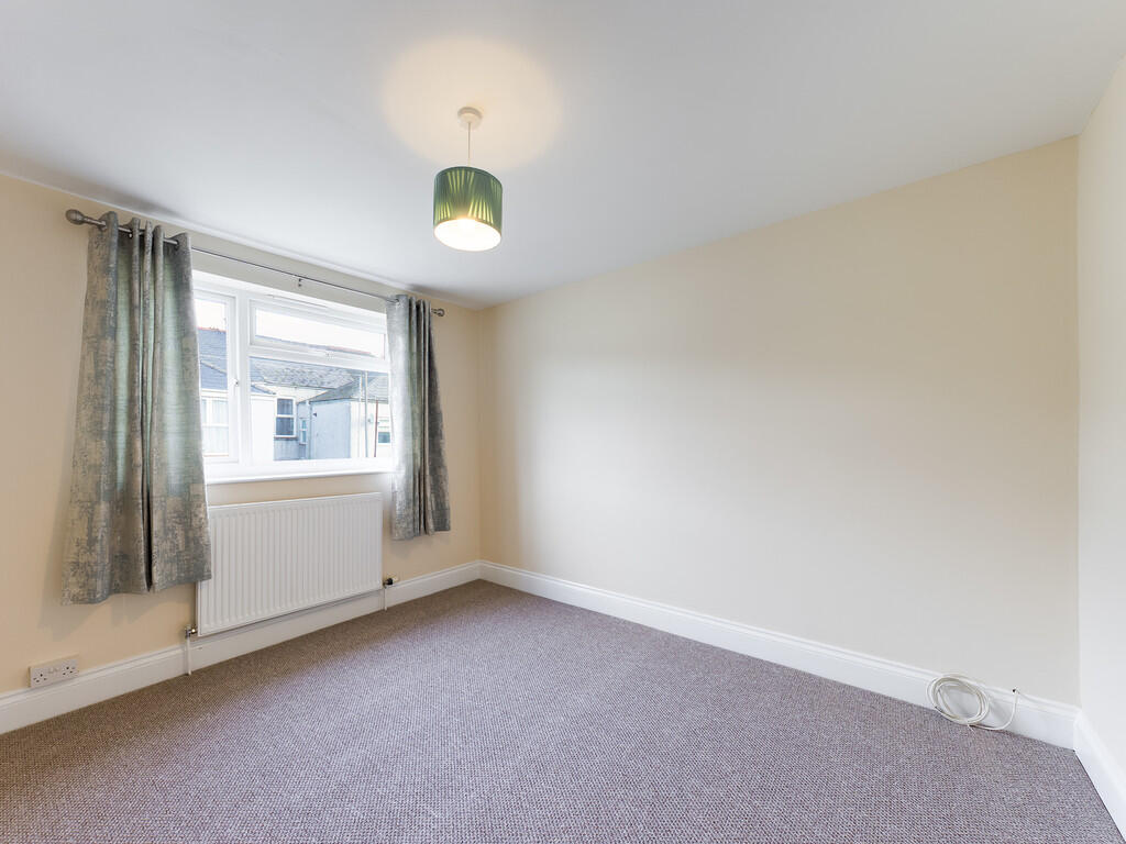 Apartment in Plymouth - View 5