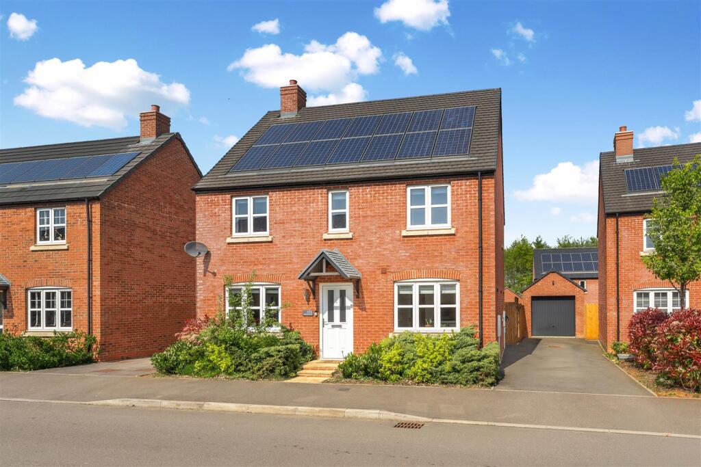 Main image of property: Bismore Road, Banbury