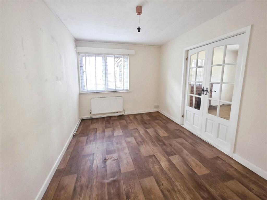 House in Portsmouth - View 4
