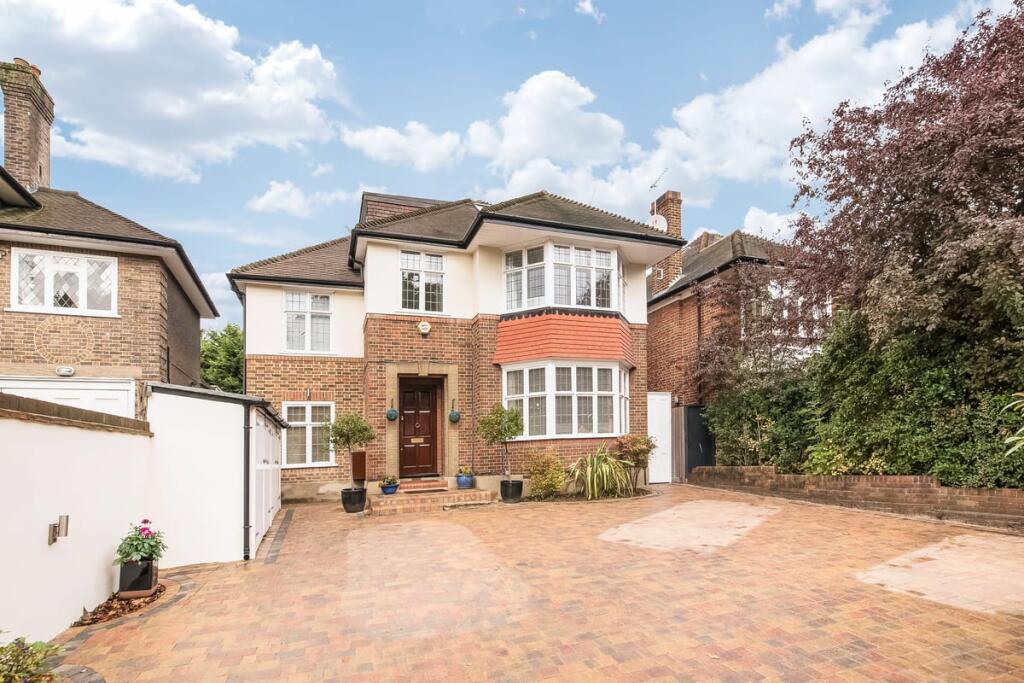 Main image of property: Queens Road Richmond TW10