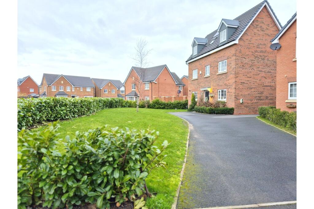 Claud Godwin Drive, Stoke-on-Trent, ST7 photo 3