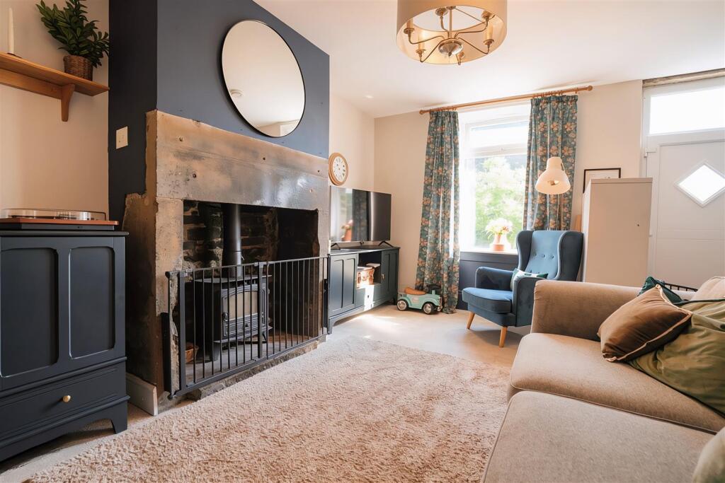 House in Halifax - View 2