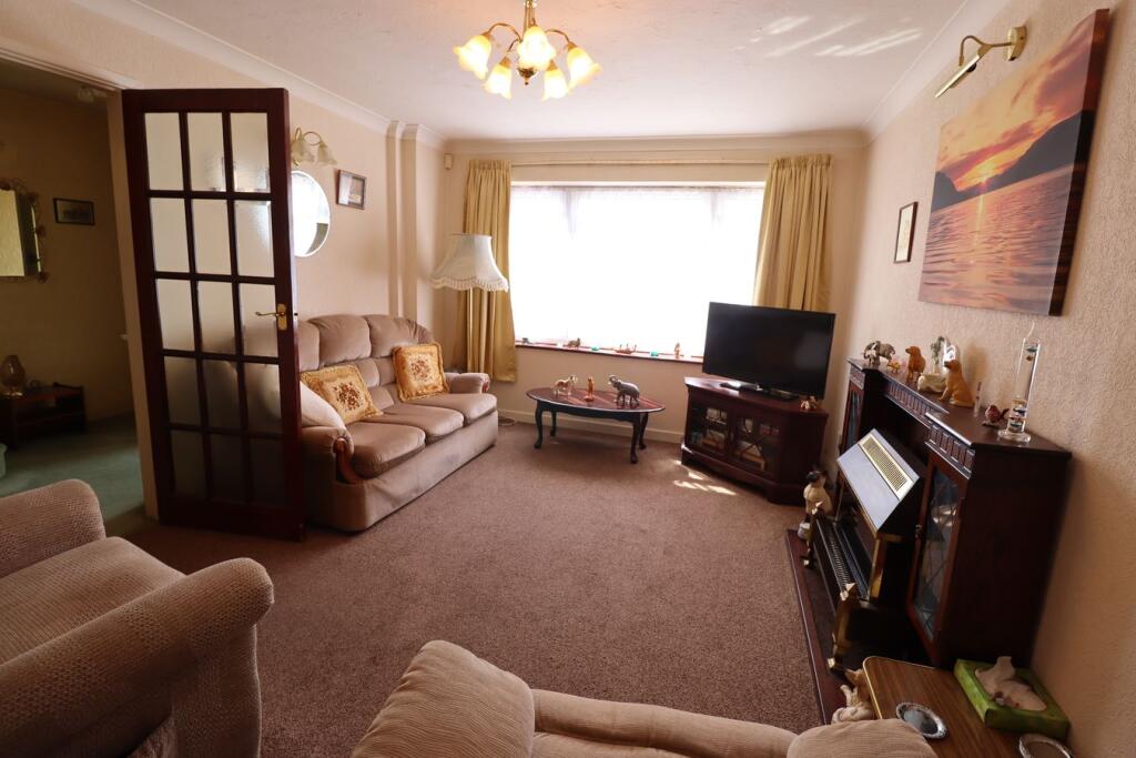 House in Rochford, Rayleigh - View 2