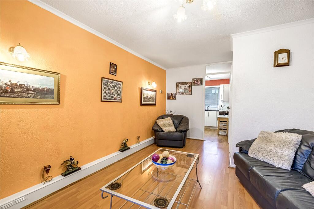 Norfolk Grove, Church, Accrington, Lancashire, BB5 photo 2