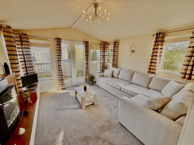 Bk Bluebird Sherborne, Venture Caravan Park, Langridge Way, Morecambe, Lancashire, LA4 4TQ photo 4