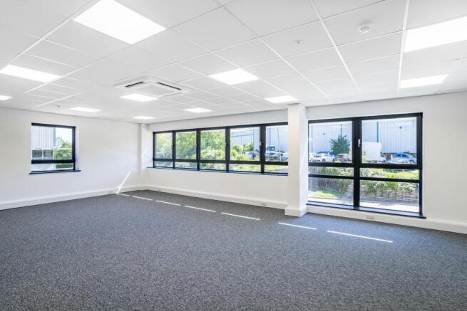 Crawley Crossing - Jct 13-195.jpg