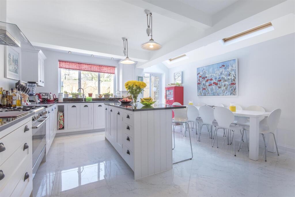 Main image of property: Second Avenue, Mortlake, SW14