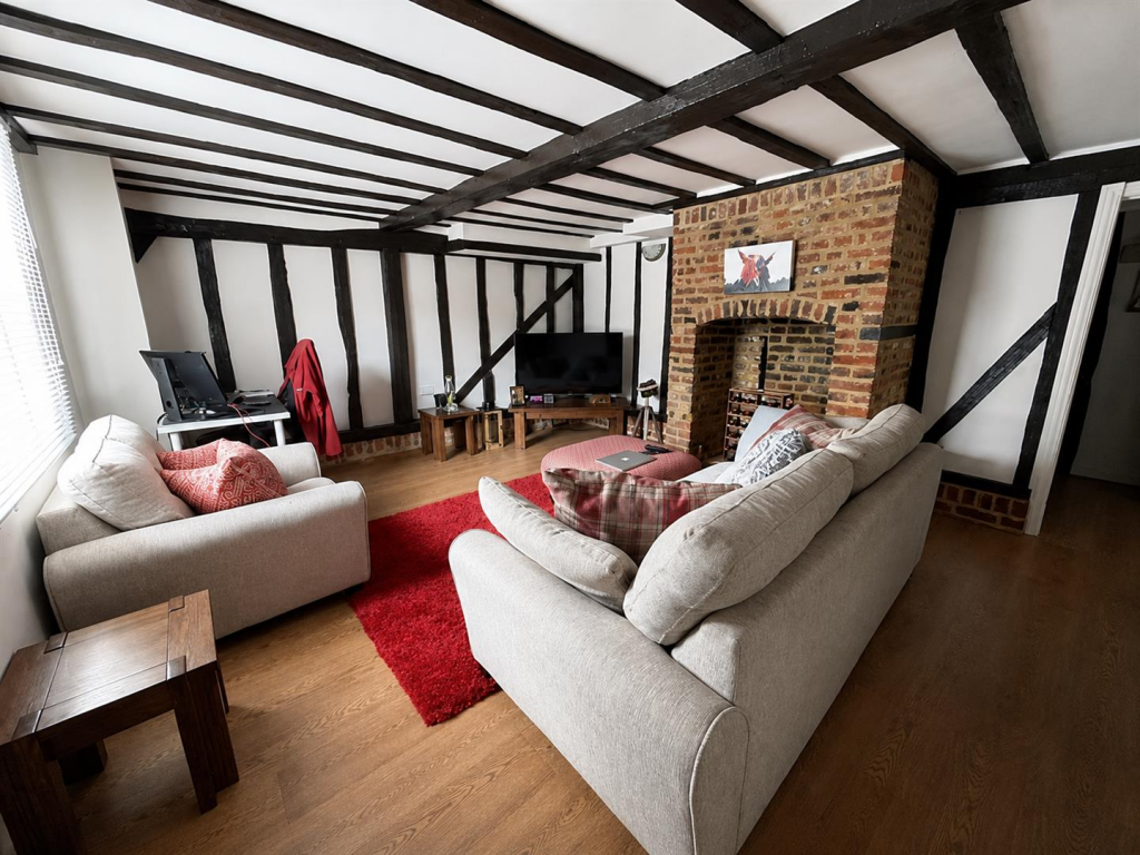 House in Southend-on-Sea - View 2