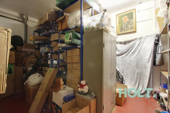 store2.jpg