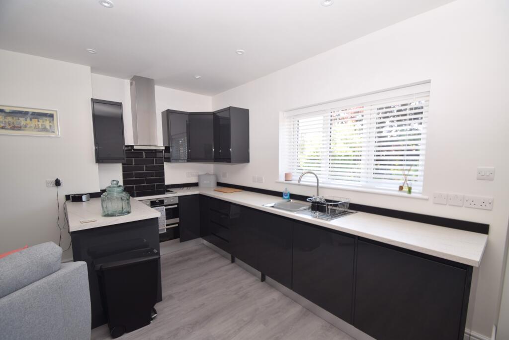 Additional image 2 of Annexe Finstall Road, Finstall, Bromsgrove, Worcestershire, B60