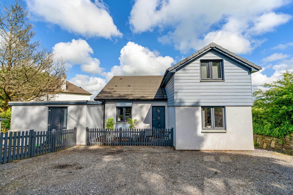 4-bed detached on Dark Lane, Camelford PL32, £495,000