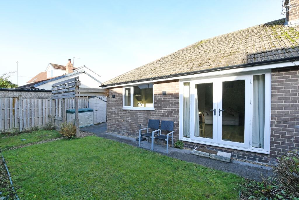 Wilson Road, Coal Aston, Dronfield, Derbyshire, S18 photo 2