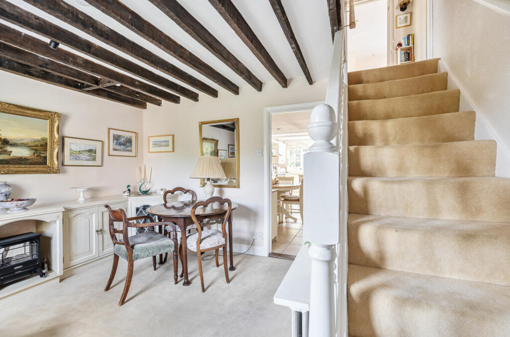 House in Winchester, Martyr Worthy, Itchen Valley - More