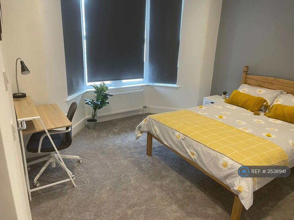 Main image of property: Nags Head Hill, Bristol, BS5