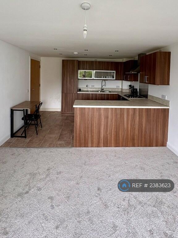 Apartment in Edinburgh - View 4