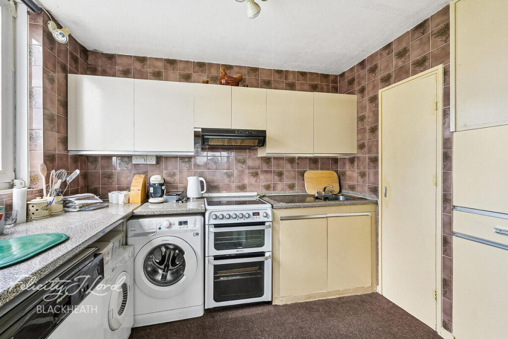 Apartment in London - View 3