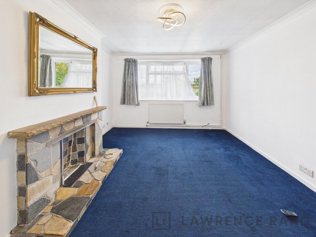 Apartment in Southall - View 5