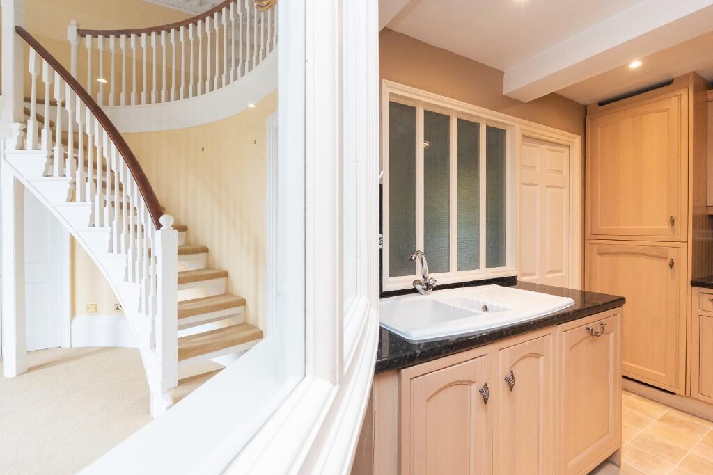 Additional image 12 of Royal Crescent, Bath, Somerset, BA1