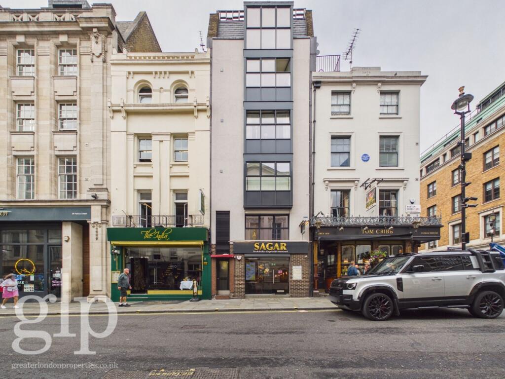 Apartment in London - More