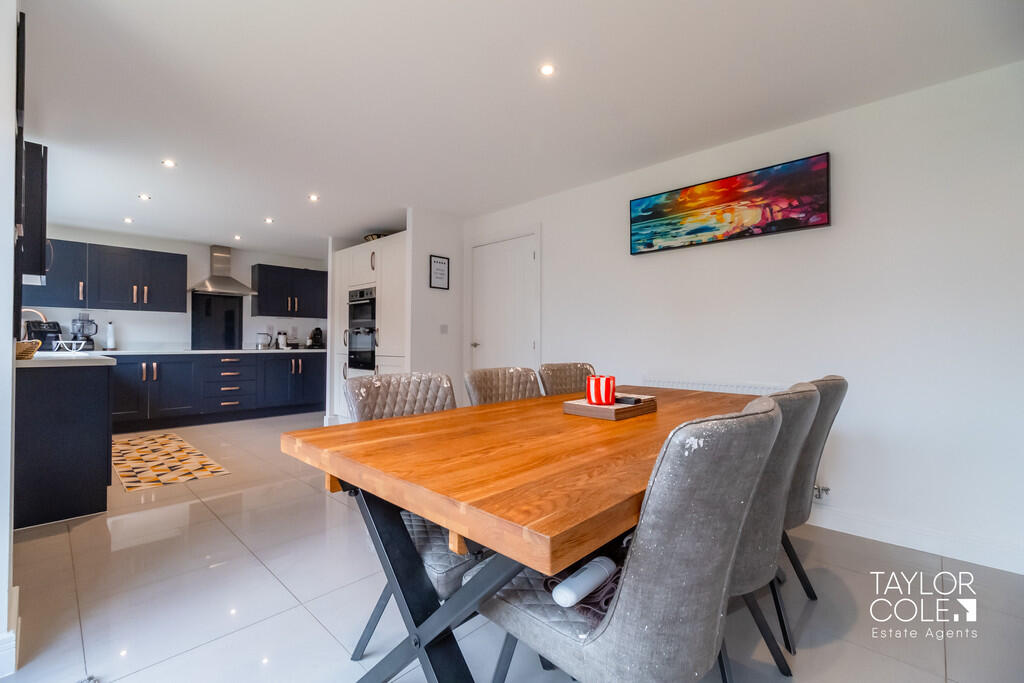 Additional image 9 of Narcissus Close, Tamworth