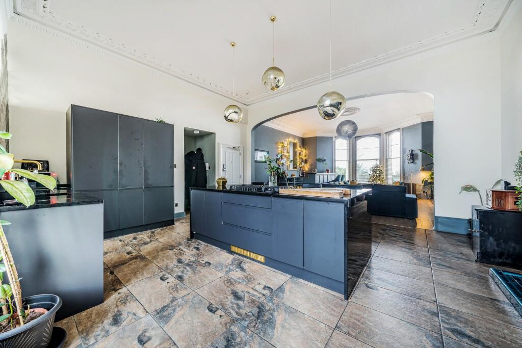 Main image of property: Arlington House, 2 South View, Teignmouth, Devon