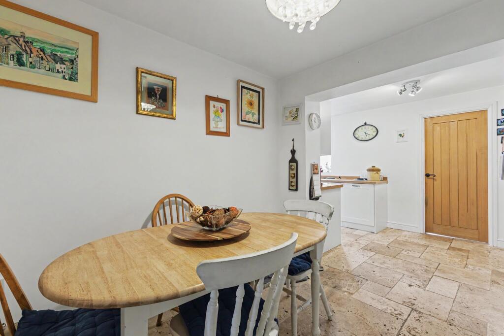 House in Evesham, Hampton - More